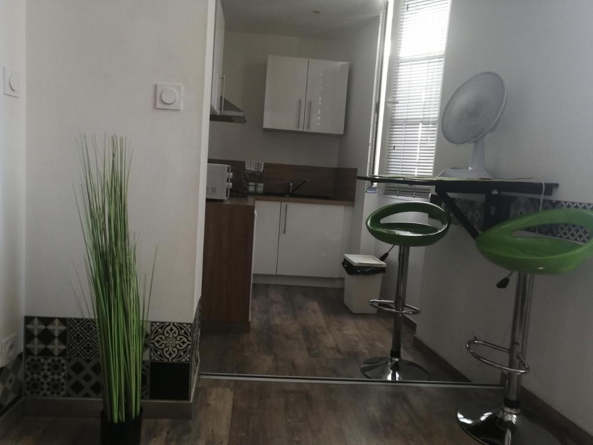 Studio Port Тулон Экстерьер фото