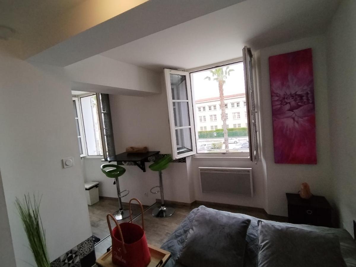 Studio Port Тулон Экстерьер фото